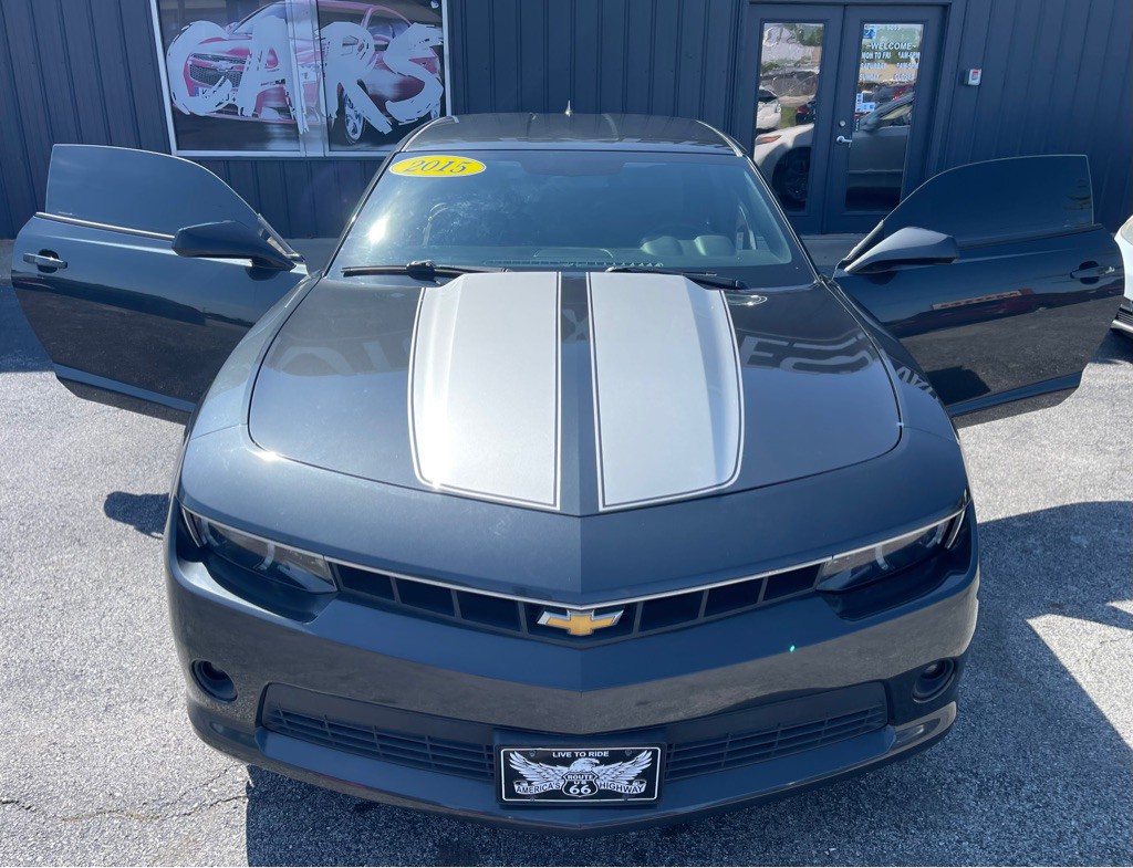 2015 Chevrolet Camaro Image 1