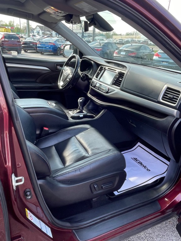 2018 Toyota Highlander Image 4