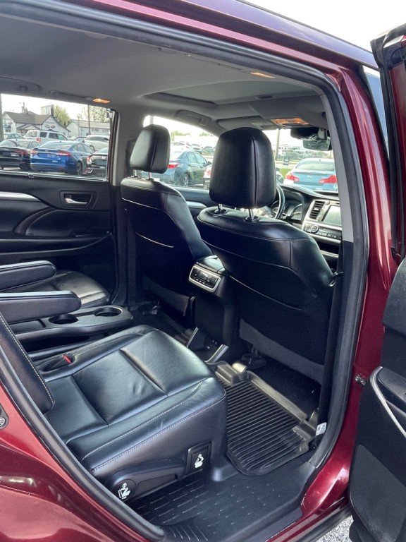 2018 Toyota Highlander Image 5