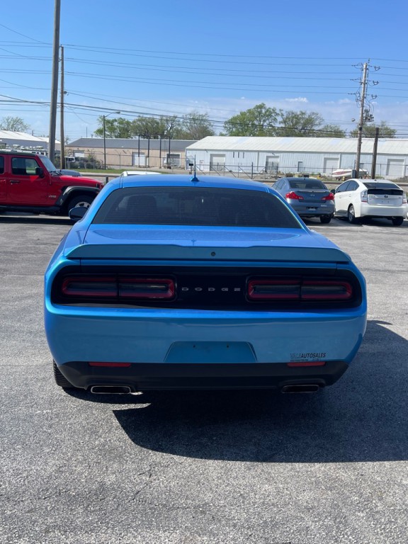 2018 Dodge Challenger Image 16
