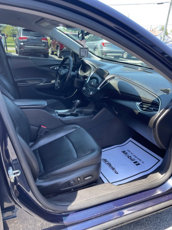 2018 Chevrolet Malibu Image 4