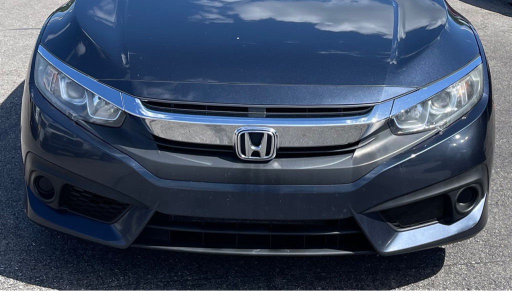 2017 Honda Civic Image 1