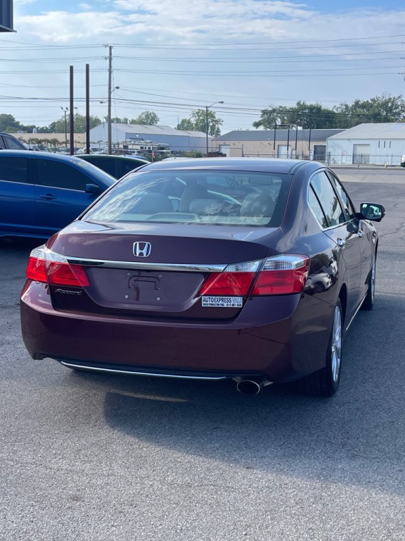 2013 Honda Accord Image 16