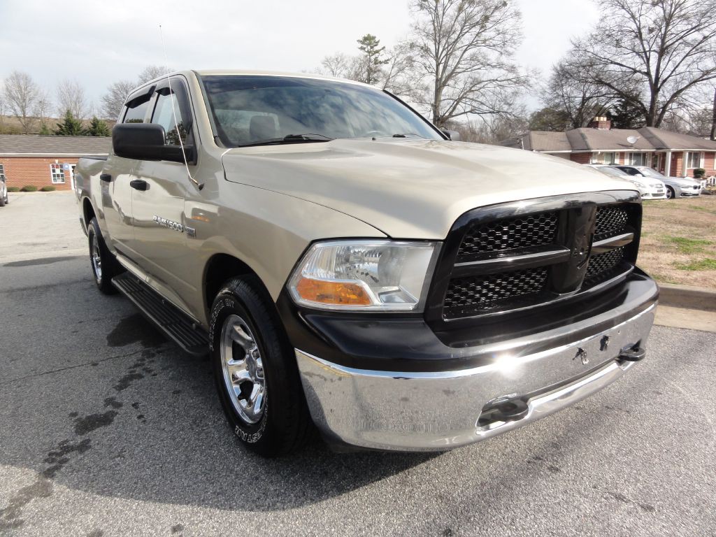 2011 Dodge Ram 1500 Image 2