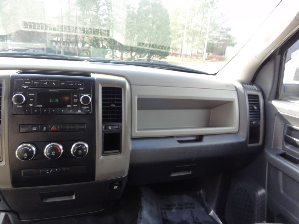 2011 Dodge Ram 1500 Image 13