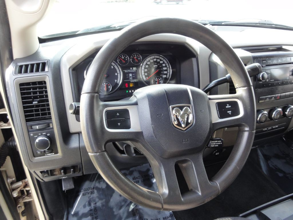 2011 Dodge Ram 1500 Image 16