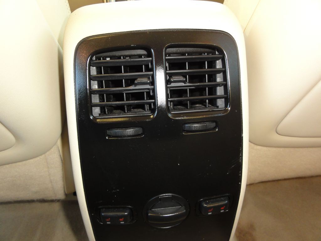 2010 Lincoln MKS Image 17