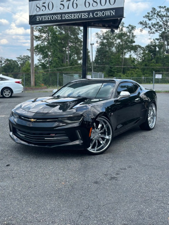 2017 Chevrolet Camaro Image 1