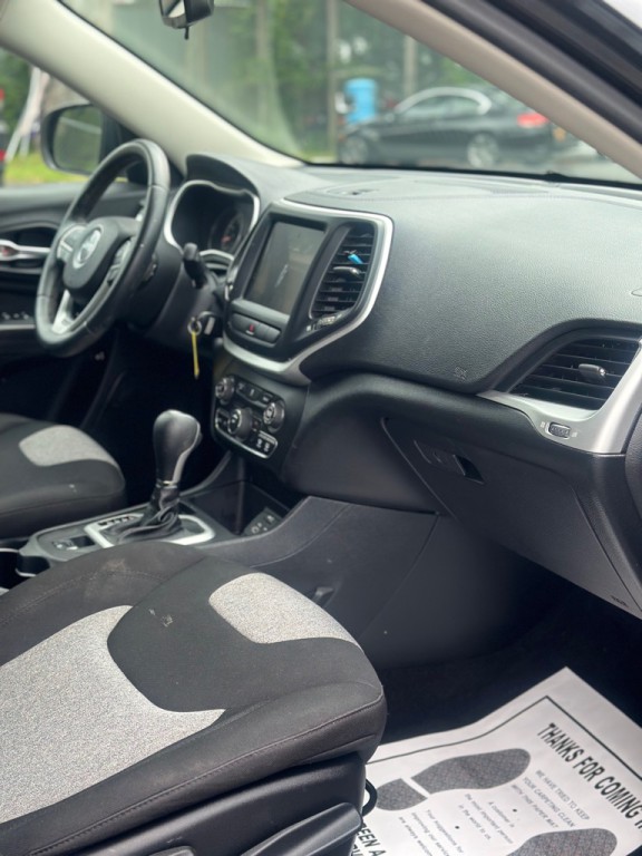 2014 Jeep Cherokee Image 15