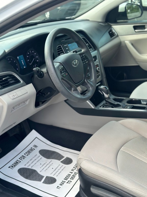 2015 Hyundai Sonata Image 7