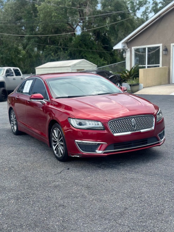 2018 Lincoln MKZ Image 2