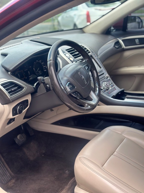 2018 Lincoln MKZ Image 8