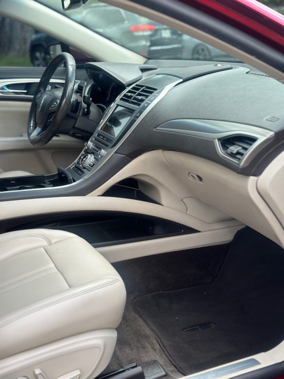 2018 Lincoln MKZ Image 19