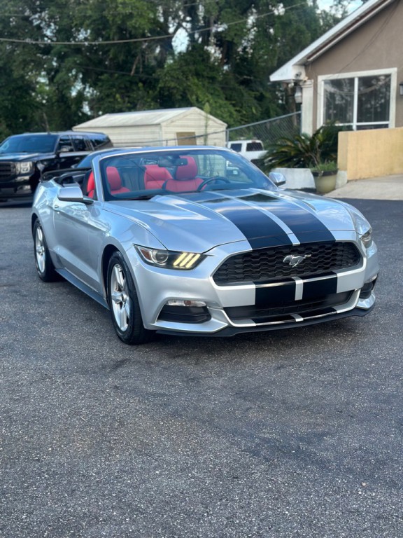 2016 Ford Mustang Image 2