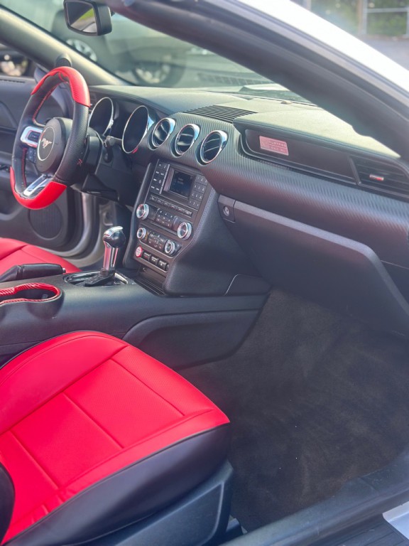 2016 Ford Mustang Image 16