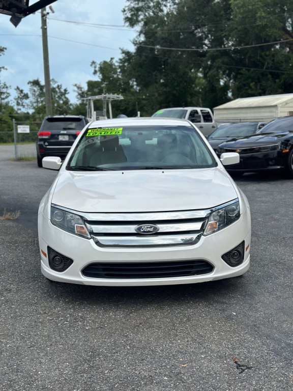2010 Ford Fusion Image 3