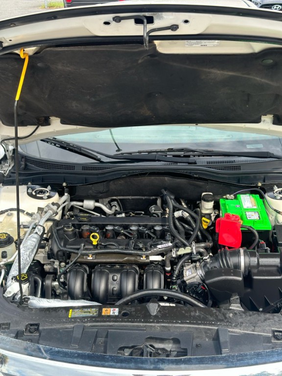2010 Ford Fusion Image 19