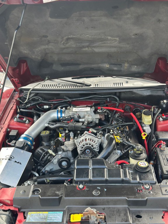 2004 Ford Mustang Image 18