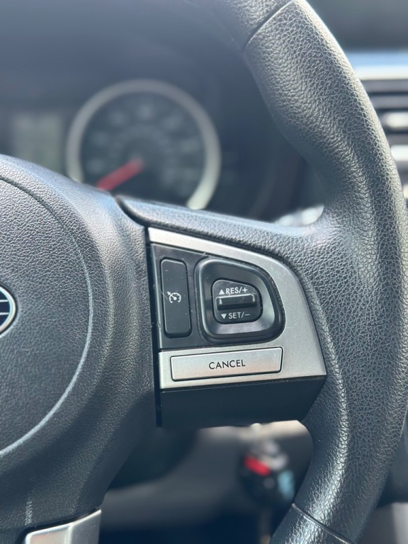 2017 Subaru Forester Image 12