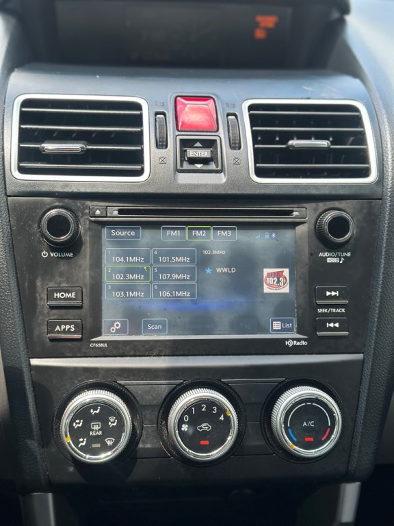 2017 Subaru Forester Image 15