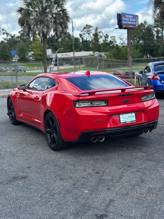 2017 Chevrolet Camaro Image 5