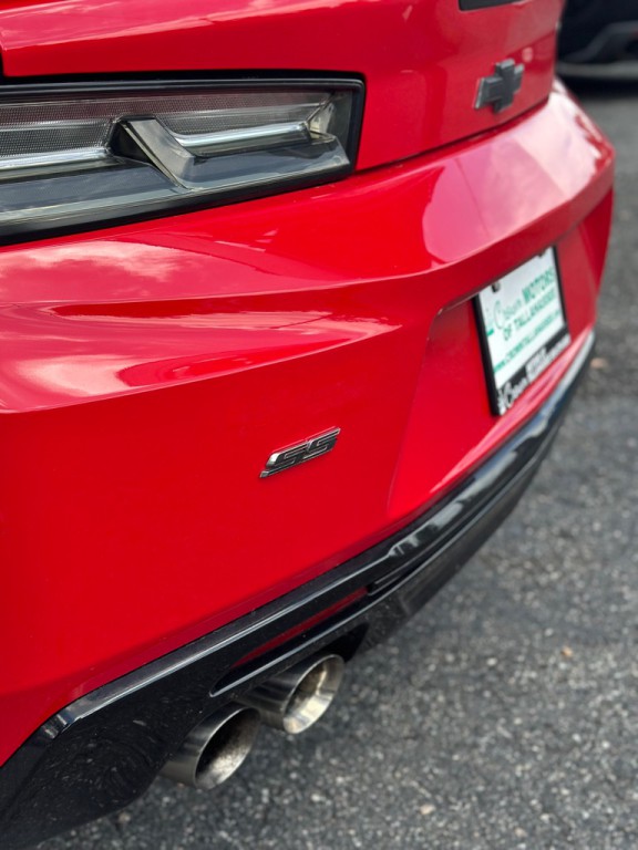 2017 Chevrolet Camaro Image 7