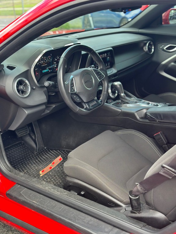 2017 Chevrolet Camaro Image 10