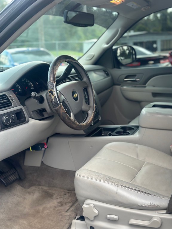 2011 Chevrolet Tahoe Image 7
