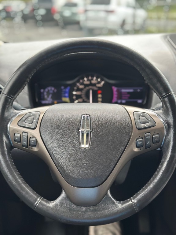 2013 Lincoln MKX Image 10