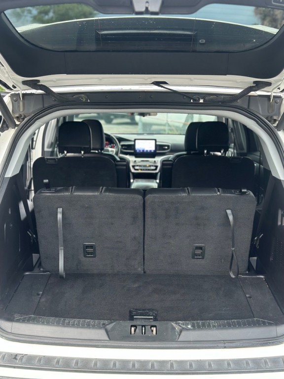 2020 Ford Explorer Image 21