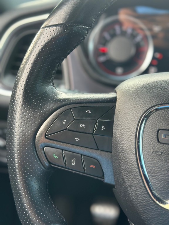 2018 Dodge Challenger Image 13