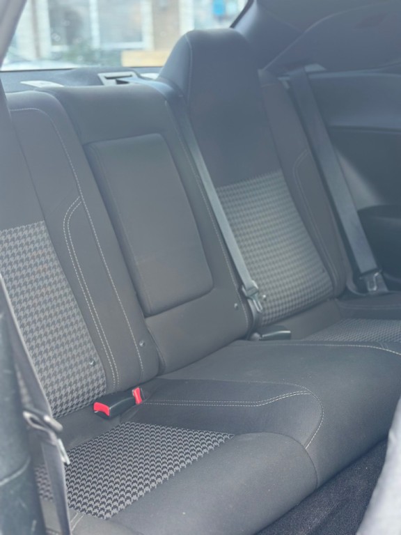 2018 Dodge Challenger Image 21