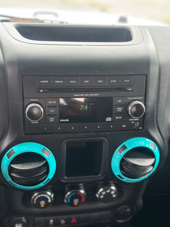 2015 Jeep Wrangler Unlimited Image 12