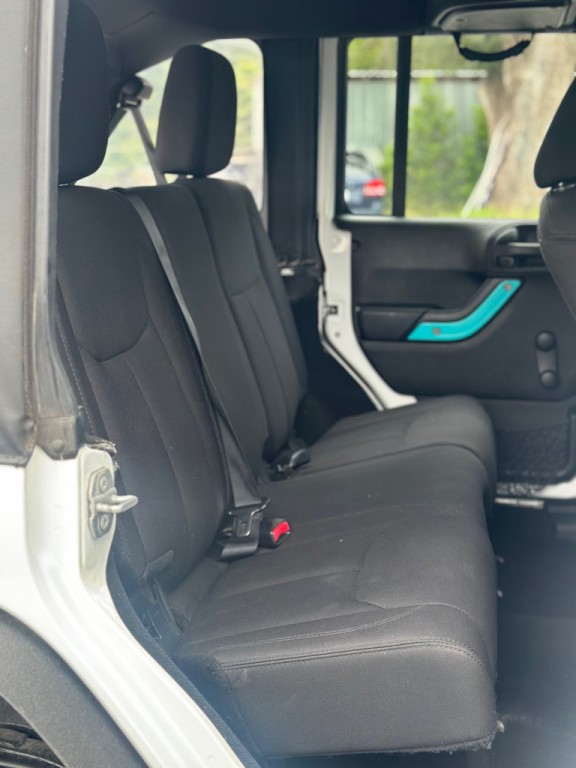 2015 Jeep Wrangler Unlimited Image 17