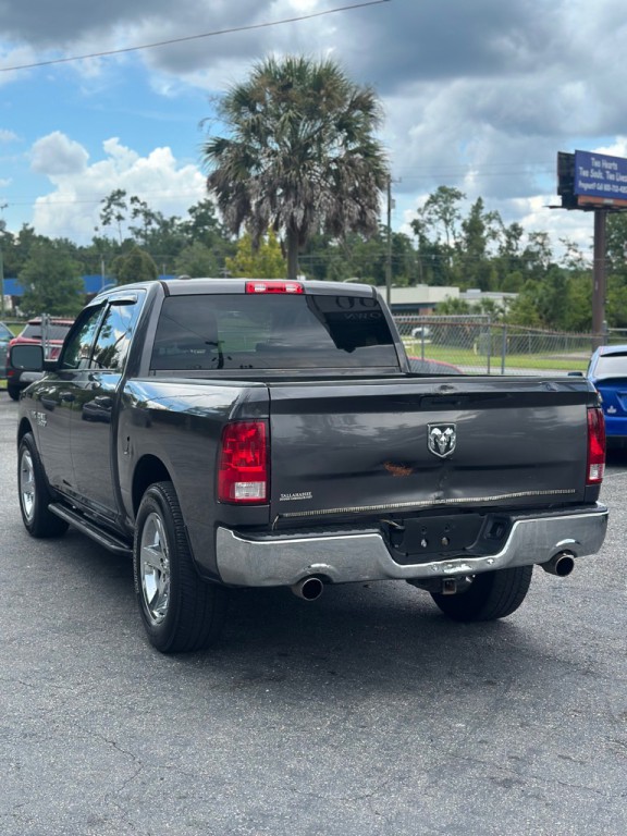 2017 RAM 1500 Image 4