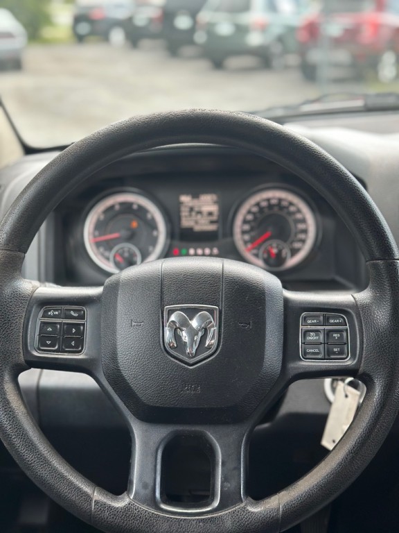 2017 RAM 1500 Image 7