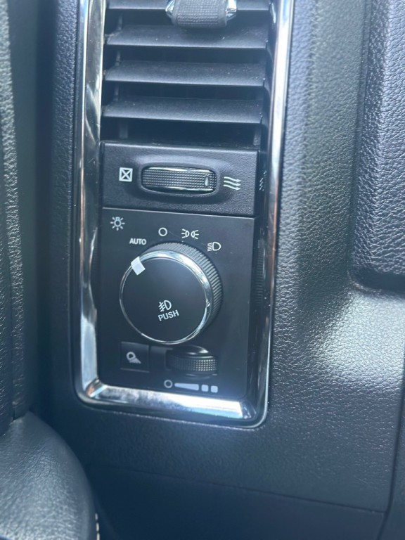 2017 RAM 1500 Image 13