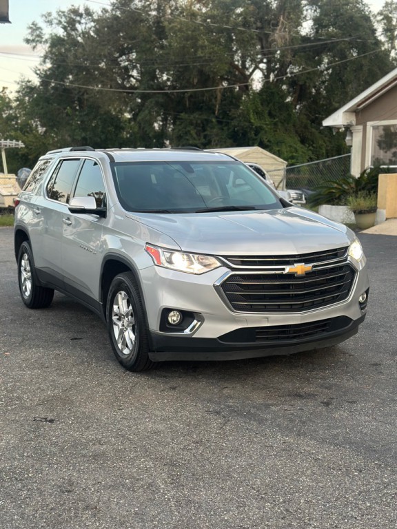 2018 Chevrolet Traverse Image 2
