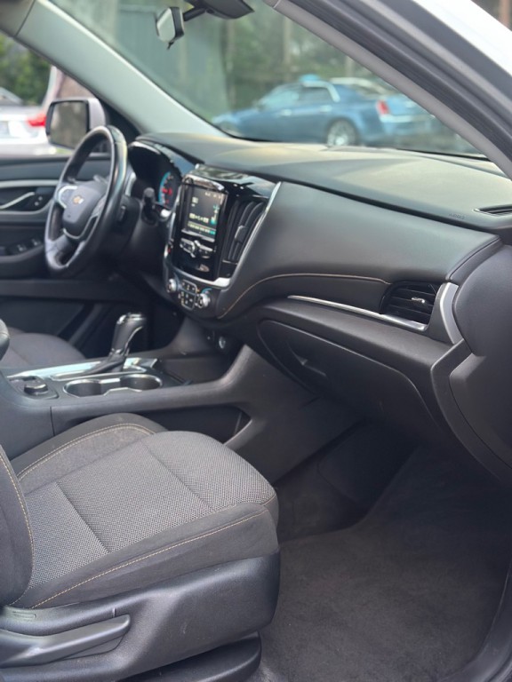 2018 Chevrolet Traverse Image 15
