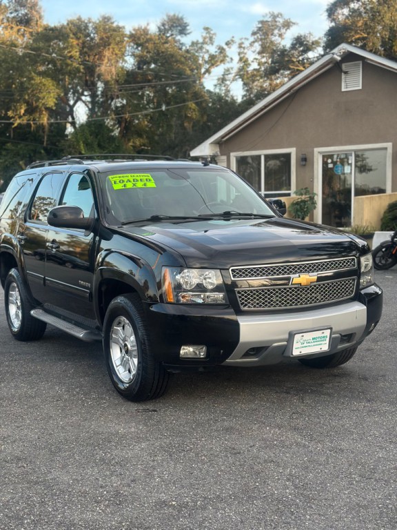 2012 Chevrolet Tahoe Image 2