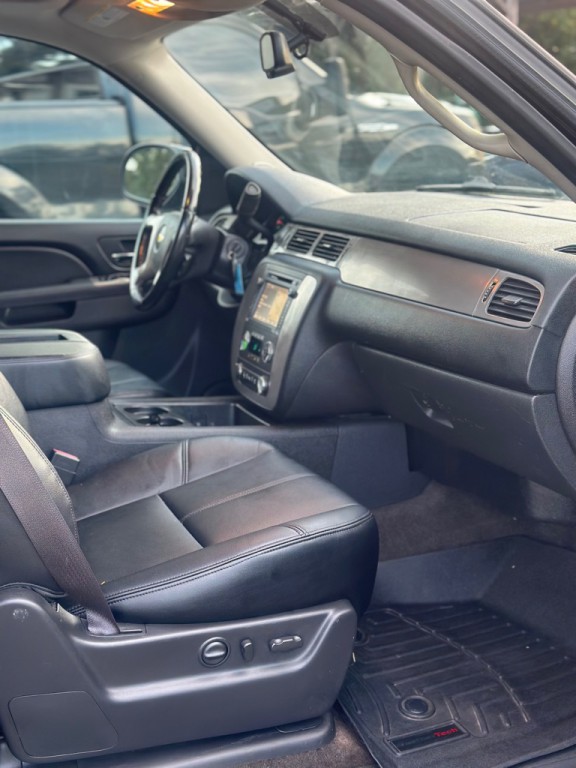2012 Chevrolet Tahoe Image 19