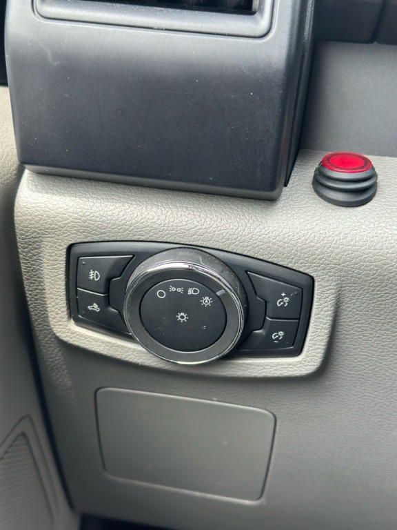 2017 Ford F-150 Image 12