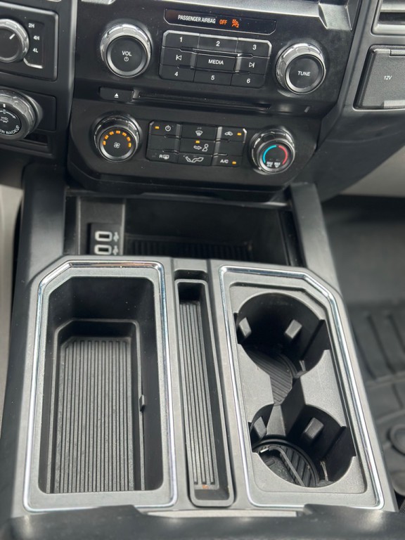 2017 Ford F-150 Image 17