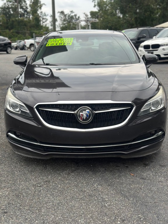 2017 Buick Lacrosse Image 3