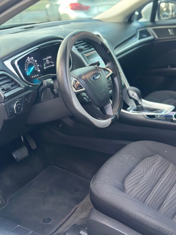2016 Ford Fusion Image 7
