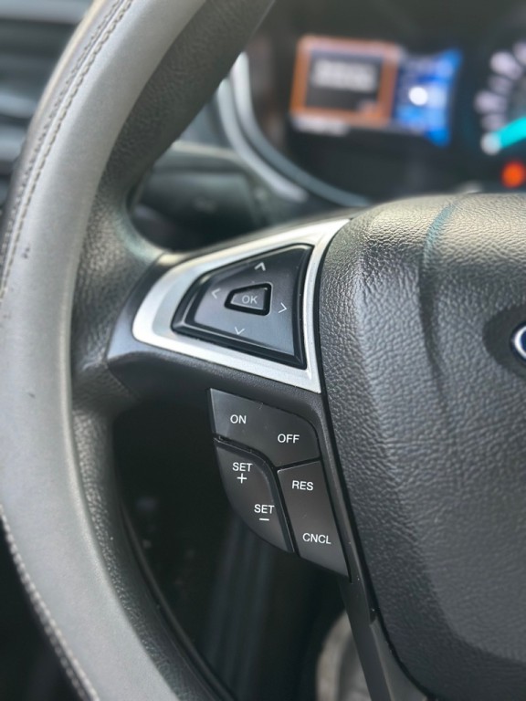 2016 Ford Fusion Image 11
