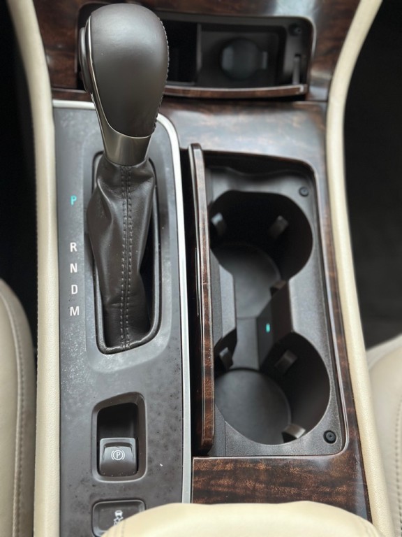 2015 Buick Lacrosse Image 18