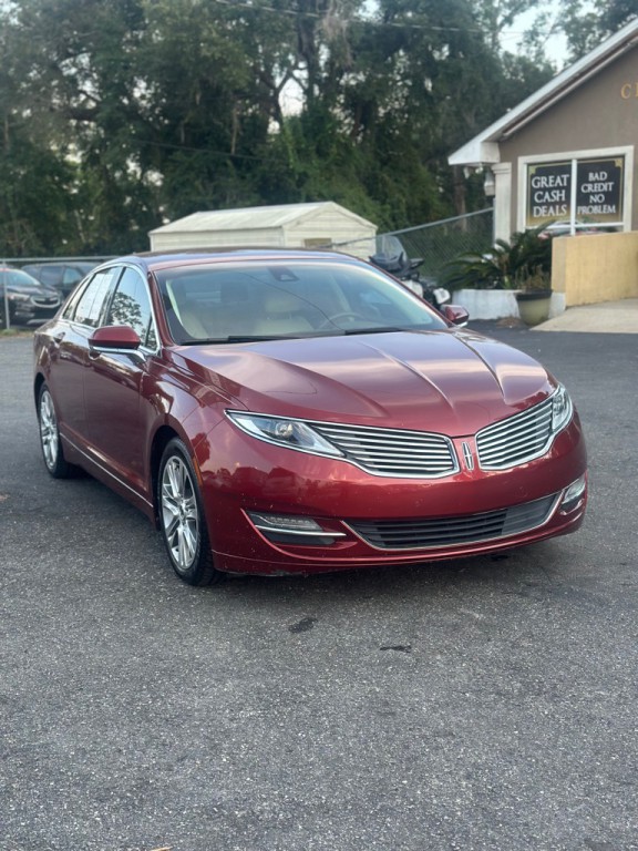 2014 Lincoln MKZ Image 2