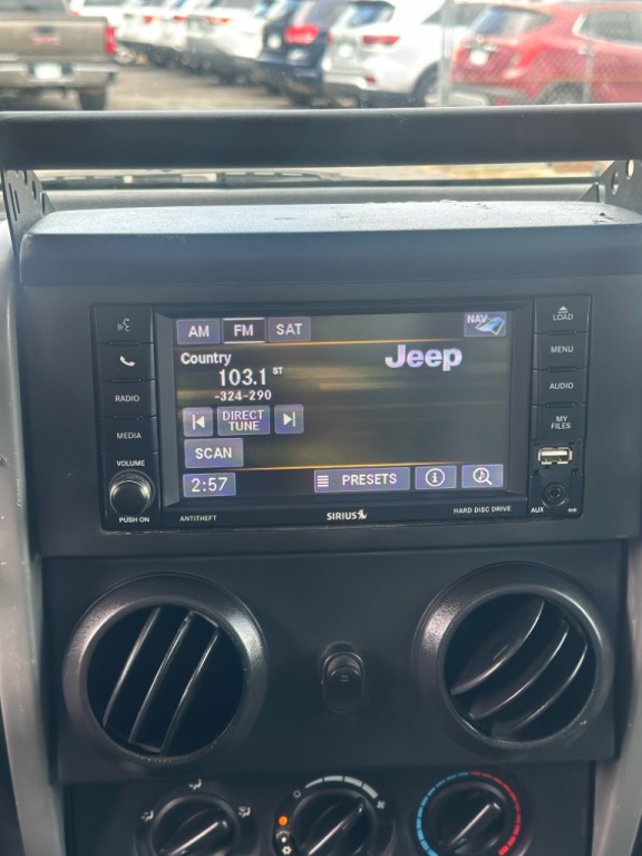 2009 Jeep Wrangler Image 12