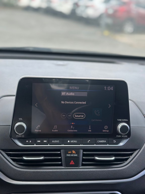 2019 Nissan Altima Image 11